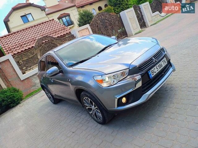 Серый Мицубиси Outlander Sport, объемом двигателя 2 л и пробегом 107 тыс. км за 12200 $, фото 1 на Automoto.ua