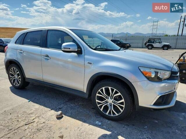 Мицубиси Outlander Sport 2019 в Луцке на Automoto.ua Серый Мицубиси Outlander Sport, объемом двигателя 2 л и пробегом 95 тыс. км за 3700 $, фото 1 на Automoto.ua