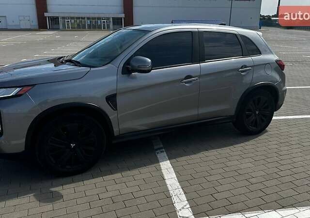 Сірий Міцубісі Outlander Sport, об'ємом двигуна 2 л та пробігом 115 тис. км за 15200 $, фото 1 на Automoto.ua