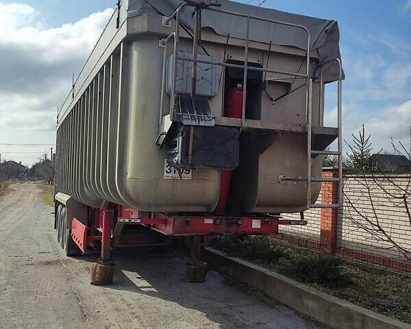 Красный Монтракон TM, объемом двигателя 0 л и пробегом 150 тыс. км за 17000 $, фото 1 на Automoto.ua