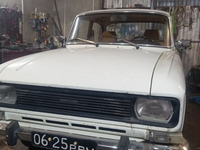 Москвич / АЗЛК 2140 1981 в Шепетовке на Automoto.ua Белый Москвич / АЗЛК 2140, объемом двигателя 1.5 л и пробегом 1 тыс. км за 550 $, фото 1 на Automoto.ua