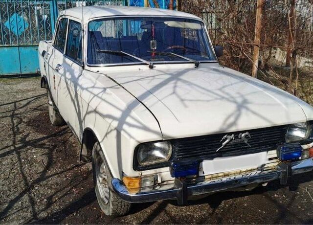 Москвич / АЗЛК 2140 1981 в Петриковке на Automoto.ua Белый Москвич / АЗЛК 2140, объемом двигателя 1.5 л и пробегом 65 тыс. км за 528 $, фото 1 на Automoto.ua