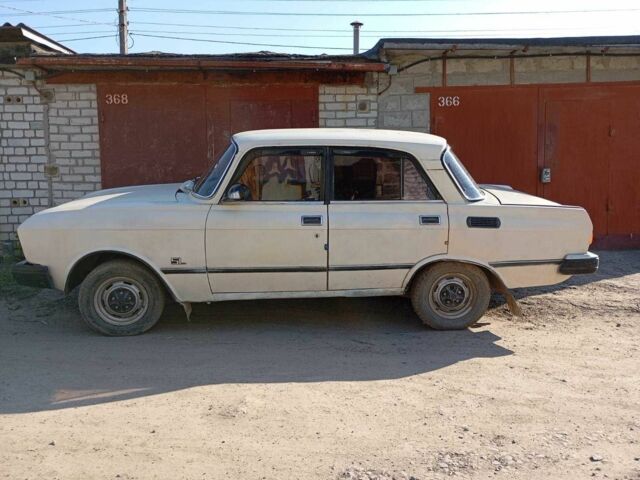 Белый Москвич / АЗЛК 2140, объемом двигателя 1.5 л и пробегом 140 тыс. км за 479 $, фото 1 на Automoto.ua