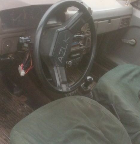 Білий Москвич / АЗЛК 2141, об'ємом двигуна 1 л та пробігом 199 тис. км за 356 $, фото 1 на Automoto.ua