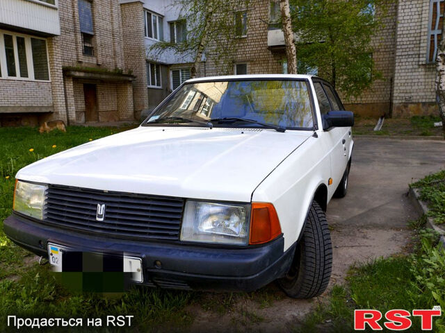 Білий Москвич / АЗЛК 2141, об'ємом двигуна 1.5 л та пробігом 200 тис. км за 1000 $, фото 1 на Automoto.ua
