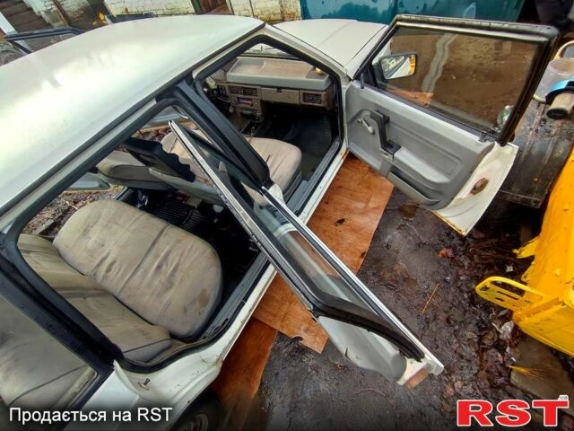 Білий Москвич / АЗЛК 2141, об'ємом двигуна 1.5 л та пробігом 0 тис. км за 520 $, фото 1 на Automoto.ua