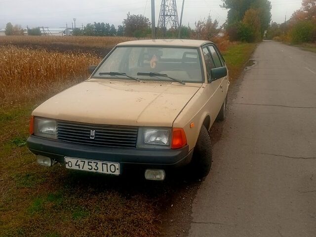 Бежевый Москвич / АЗЛК 2141, объемом двигателя 1.5 л и пробегом 130 тыс. км за 400 $, фото 1 на Automoto.ua