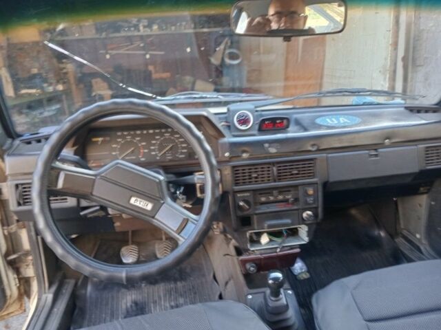 Бежевый Москвич / АЗЛК 2141, объемом двигателя 1.5 л и пробегом 280 тыс. км за 596 $, фото 1 на Automoto.ua