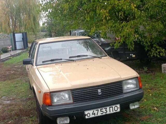 Бежевий Москвич / АЗЛК 2141, об'ємом двигуна 1 л та пробігом 777 тис. км за 404 $, фото 1 на Automoto.ua