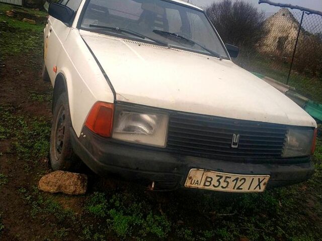 Москвич / АЗЛК 2141, объемом двигателя 1.5 л и пробегом 111 тыс. км за 280 $, фото 1 на Automoto.ua