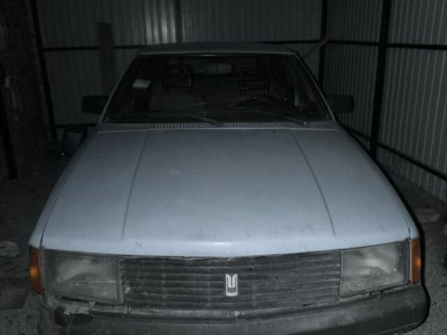 Москвич / АЗЛК 2141 1986 в Черкассах на Automoto.ua Серый Москвич / АЗЛК 2141, объемом двигателя 1.5 л и пробегом 100 тыс. км за 240 $, фото 1 на Automoto.ua