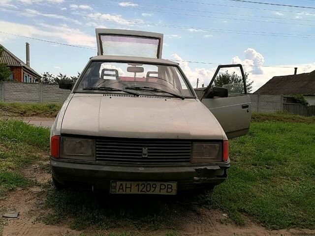 Сірий Москвич / АЗЛК 2141, об'ємом двигуна 1.5 л та пробігом 208 тис. км за 700 $, фото 1 на Automoto.ua