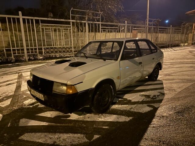 Сірий Москвич / АЗЛК 2141, об'ємом двигуна 0 л та пробігом 200 тис. км за 350 $, фото 1 на Automoto.ua