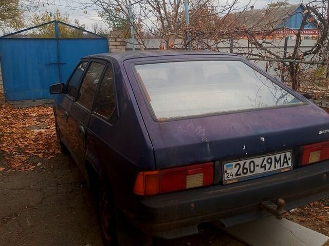 Синий Москвич / АЗЛК 2141, объемом двигателя 1.7 л и пробегом 200 тыс. км за 240 $, фото 1 на Automoto.ua