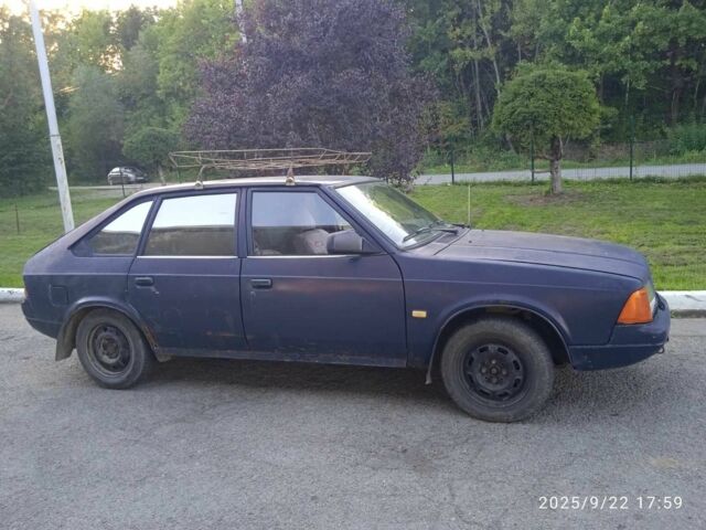 Синий Москвич / АЗЛК 2141, объемом двигателя 1.5 л и пробегом 39 тыс. км за 400 $, фото 1 на Automoto.ua