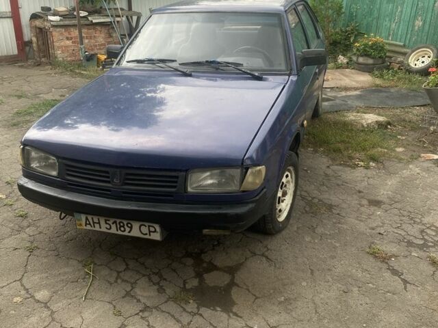 Синий Москвич / АЗЛК 2141, объемом двигателя 1.7 л и пробегом 200 тыс. км за 578 $, фото 1 на Automoto.ua