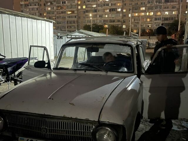 Белый Москвич / АЗЛК 412, объемом двигателя 1.5 л и пробегом 160 тыс. км за 95 $, фото 1 на Automoto.ua