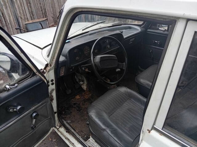 Белый Москвич / АЗЛК 412, объемом двигателя 1 л и пробегом 1000 тыс. км за 214 $, фото 1 на Automoto.ua