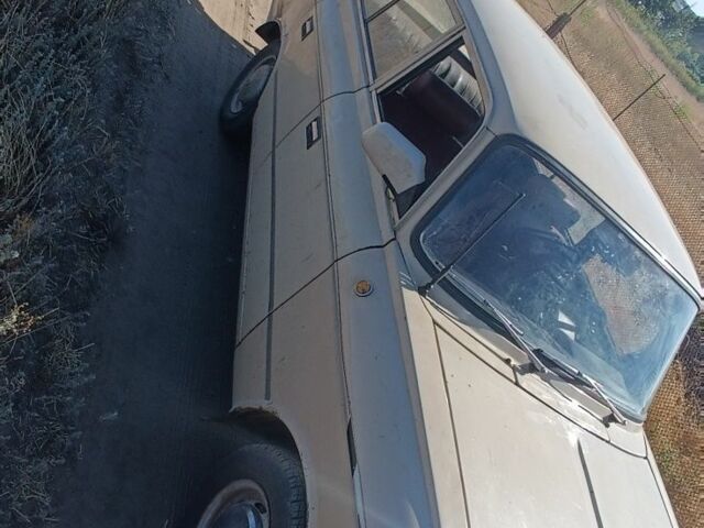 Бежевый Москвич / АЗЛК 412, объемом двигателя 1.5 л и пробегом 200 тыс. км за 315 $, фото 1 на Automoto.ua