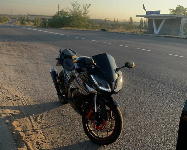 Мотo-Лидер ML 250 GTS 2020 в Баштанке на Automoto.ua Черный Мотo-Лидер ML 250 GTS, объемом двигателя 0.25 л и пробегом 4 тыс. км за 1850 $, фото 1 на Automoto.ua