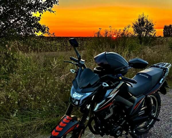 Черный Мустанг Fortuna 200, объемом двигателя 0 л и пробегом 16 тыс. км за 900 $, фото 1 на Automoto.ua