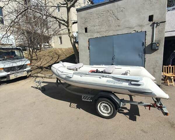 Белый Навигатор RIB, объемом двигателя 0 л и пробегом 0 тыс. км за 4200 $, фото 1 на Automoto.ua