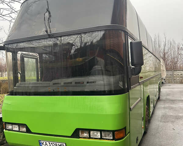 Зеленый Неоплан 116, объемом двигателя 14.62 л и пробегом 500 тыс. км за 17500 $, фото 1 на Automoto.ua