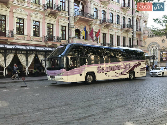 Белый Неоплан N 1216, объемом двигателя 10.52 л и пробегом 249 тыс. км за 184327 $, фото 1 на Automoto.ua