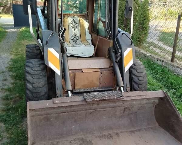 Нью Холланд ЛБ, объемом двигателя 0 л и пробегом 1 тыс. км за 12000 $, фото 1 на Automoto.ua