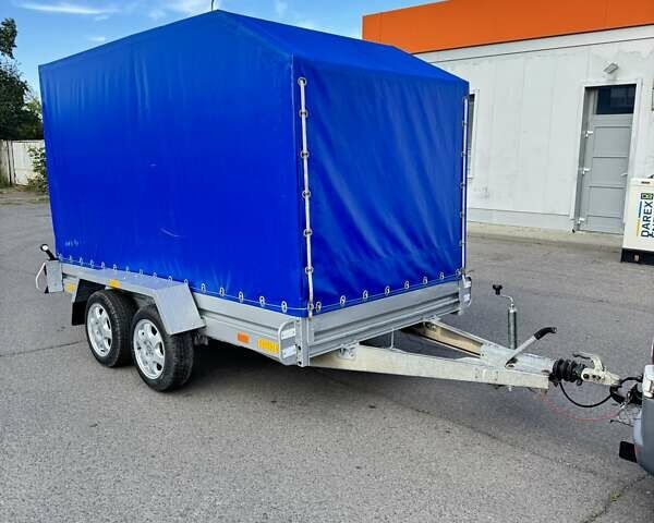 Синий Ниевиадов 1200, объемом двигателя 0 л и пробегом 11 тыс. км за 2400 $, фото 1 на Automoto.ua