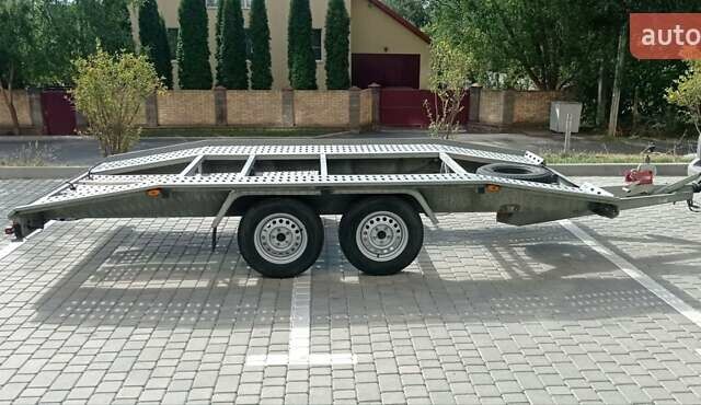 Сірий Ніевіадов BR2, об'ємом двигуна 0 л та пробігом 20 тис. км за 3500 $, фото 1 на Automoto.ua