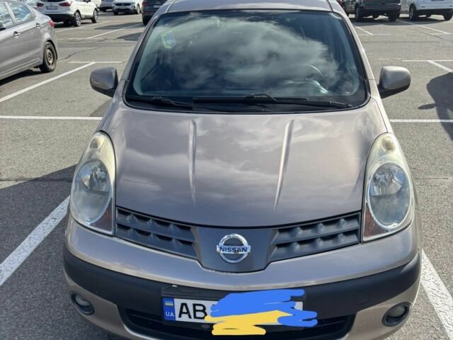 Коричневий Ніссан 110, об'ємом двигуна 1.5 л та пробігом 234 тис. км за 4960 $, фото 1 на Automoto.ua