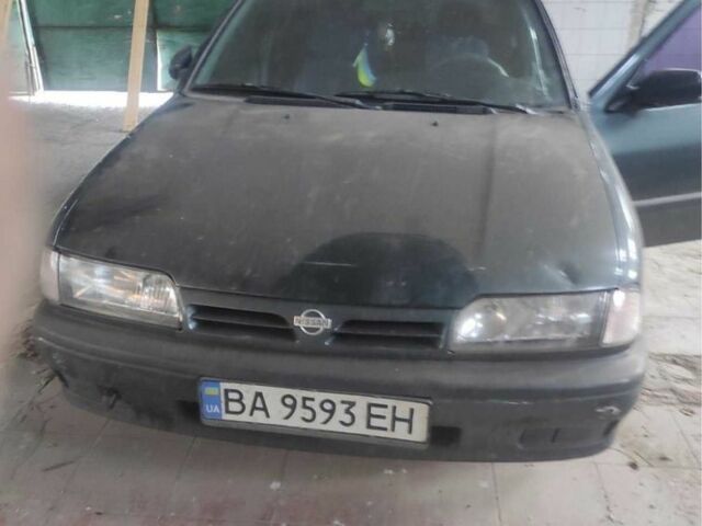 Серый Ниссан 110, объемом двигателя 0 л и пробегом 333 тыс. км за 600 $, фото 1 на Automoto.ua