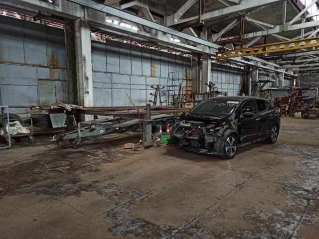 Черный Ниссан 300 ЗХ, объемом двигателя 0 л и пробегом 100 тыс. км за 6000 $, фото 1 на Automoto.ua