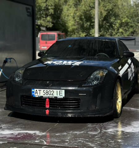 Черный Ниссан 350З, объемом двигателя 3.5 л и пробегом 157 тыс. км за 15900 $, фото 1 на Automoto.ua