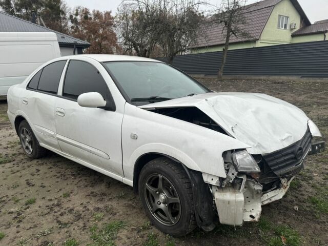 Білий Ніссан Альмера Класік, об'ємом двигуна 1.6 л та пробігом 325 тис. км за 1650 $, фото 1 на Automoto.ua