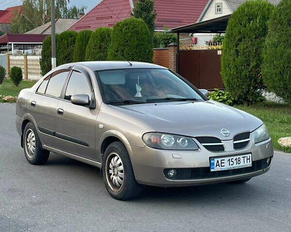 Бежевый Ниссан Альмера, объемом двигателя 1.5 л и пробегом 250 тыс. км за 4300 $, фото 1 на Automoto.ua