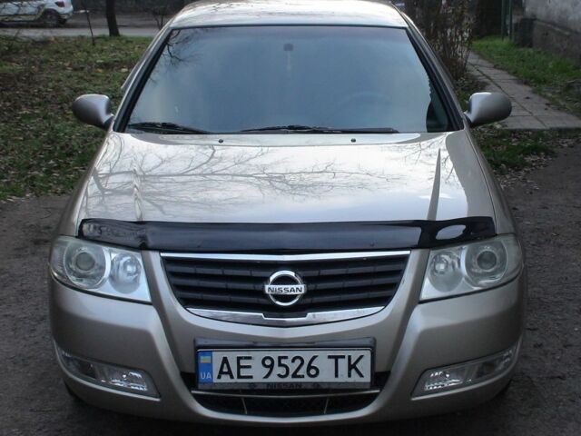 Бежевый Ниссан Альмера, объемом двигателя 1.6 л и пробегом 229 тыс. км за 5000 $, фото 1 на Automoto.ua