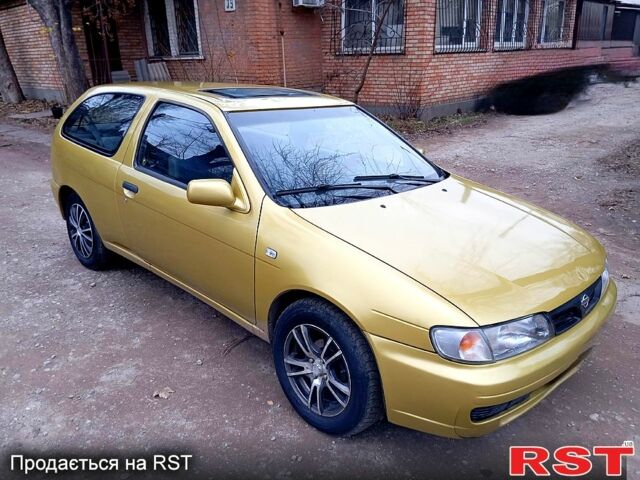Жовтий Ніссан Альмера, об'ємом двигуна 1.4 л та пробігом 280 тис. км за 2700 $, фото 1 на Automoto.ua