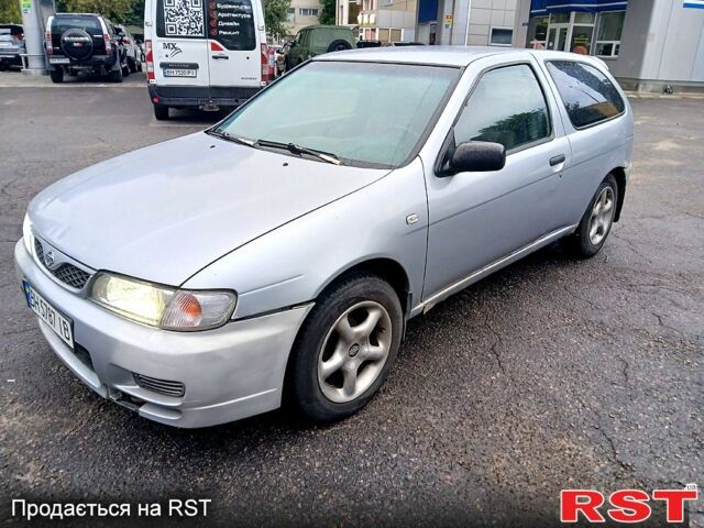 Серый Ниссан Альмера, объемом двигателя 1.6 л и пробегом 250 тыс. км за 1200 $, фото 1 на Automoto.ua