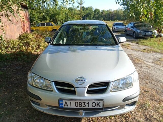 Серый Ниссан Альмера, объемом двигателя 1.8 л и пробегом 250 тыс. км за 2200 $, фото 1 на Automoto.ua