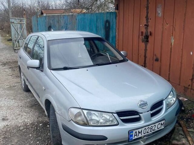 Серый Ниссан Альмера, объемом двигателя 1.8 л и пробегом 235 тыс. км за 2000 $, фото 1 на Automoto.ua
