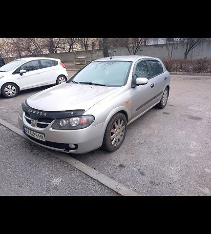 Серый Ниссан Альмера, объемом двигателя 18 л и пробегом 280 тыс. км за 4000 $, фото 1 на Automoto.ua