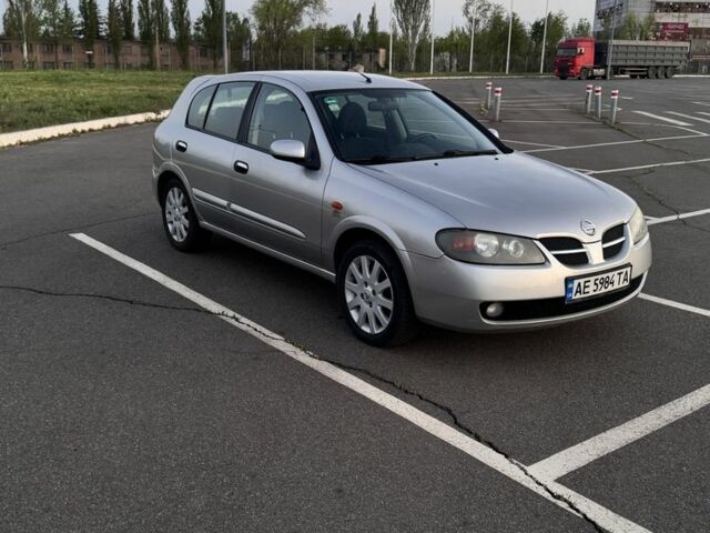 Серый Ниссан Альмера, объемом двигателя 1.5 л и пробегом 160 тыс. км за 4700 $, фото 1 на Automoto.ua