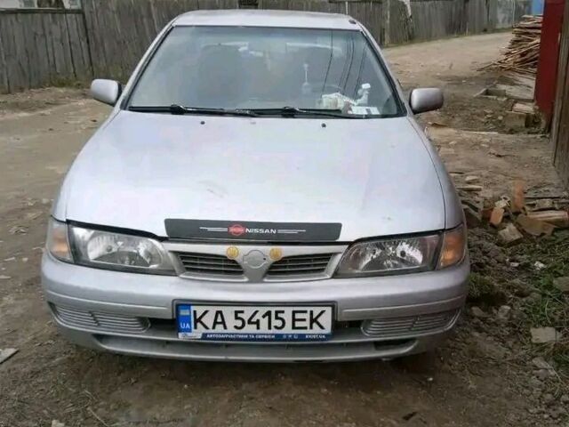 Сірий Ніссан Альмера, об'ємом двигуна 1.4 л та пробігом 300 тис. км за 1160 $, фото 1 на Automoto.ua