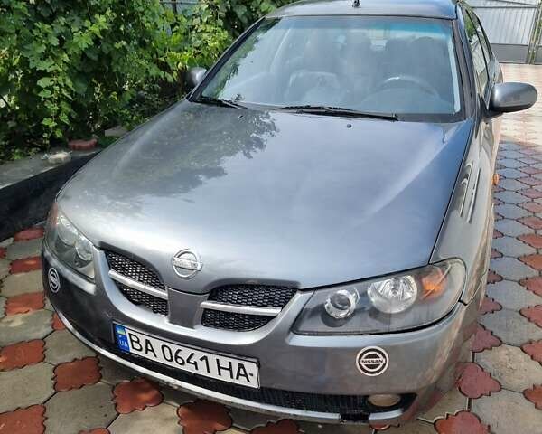 Серый Ниссан Альмера, объемом двигателя 1.8 л и пробегом 500 тыс. км за 3400 $, фото 1 на Automoto.ua