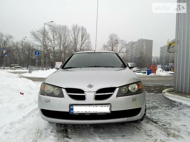 Сірий Ніссан Альмера, об'ємом двигуна 1.5 л та пробігом 250 тис. км за 4100 $, фото 1 на Automoto.ua