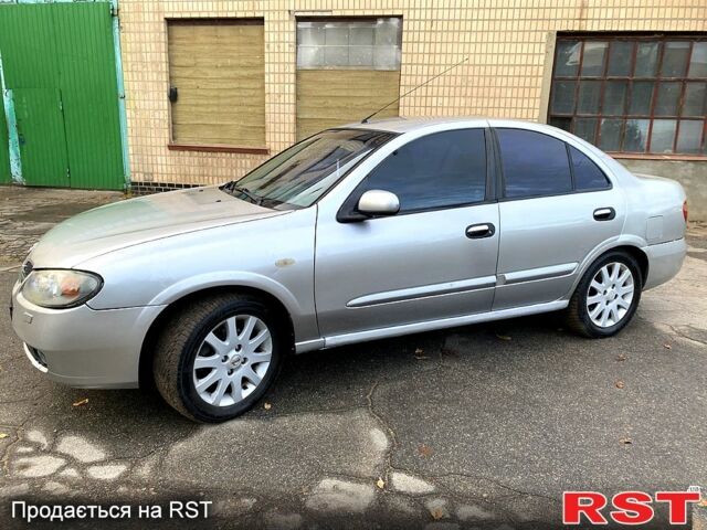 Серый Ниссан Альмера, объемом двигателя 1.5 л и пробегом 295 тыс. км за 3100 $, фото 1 на Automoto.ua