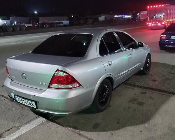 Сірий Ніссан Альмера, об'ємом двигуна 1.6 л та пробігом 250 тис. км за 3999 $, фото 1 на Automoto.ua