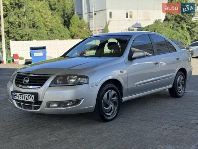 Серый Ниссан Альмера, объемом двигателя 1.6 л и пробегом 187 тыс. км за 4999 $, фото 1 на Automoto.ua